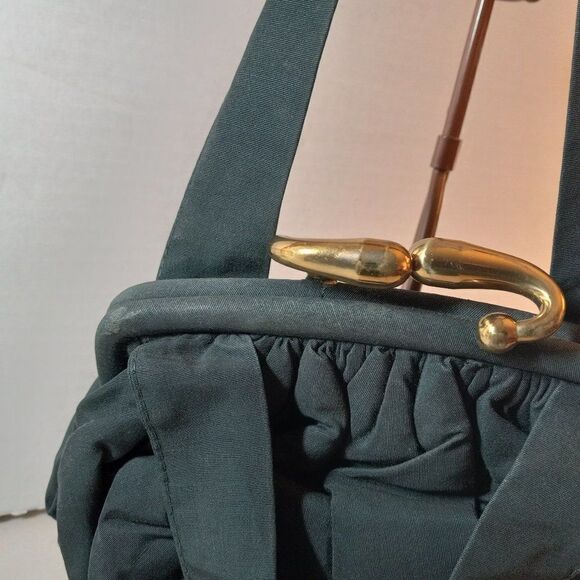 Vintage Kiss Clasp Black Fabric Bag Cottagecore Grandmacore - Picture 4 of 9